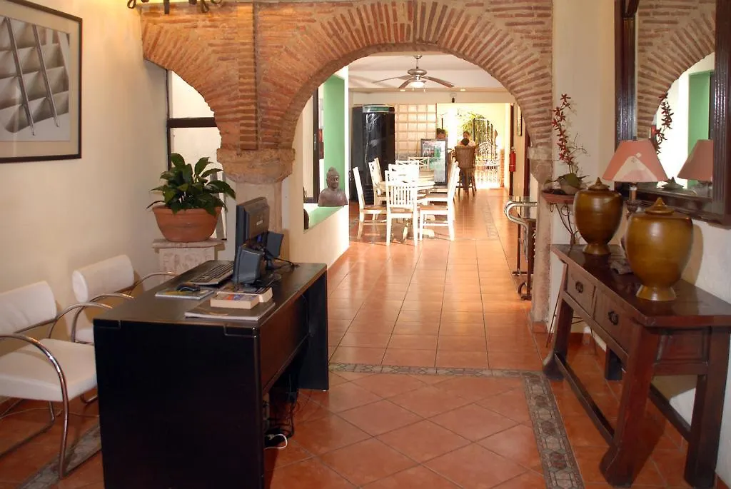 Suite Colonial Santo Domingo Hotel